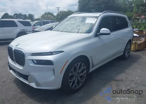 2023 BMW X7 xDrive40I из США, поврежденный, VIN 5UX23EM09P9P26824
